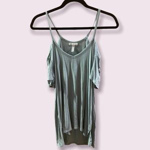 PINK VS cold shoulder top